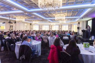 Vue de la Salle des Nations pendant une conférence